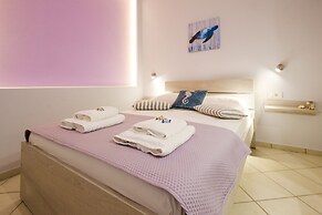 Cozy Home close to old Port Sea Front & Parking