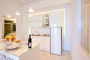 Cozy Home close to old Port Sea Front & Parking