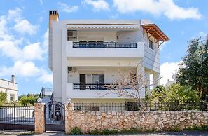 Dione Apartment with Terrace near Kalathas beach