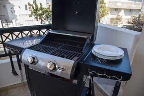 Dione Apartment with Terrace near Kalathas beach