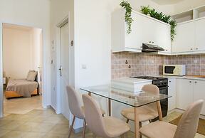 Dione Apartment with Terrace near Kalathas beach