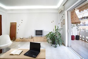 Dream City Apartment near Beach & Venetian Port