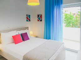 Dream City Apartment near Beach & Venetian Port