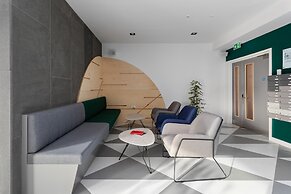 Yugo Explore - Highfield Park