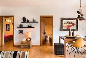 Dream Lux Flat with Great Outdoor Pool & Parking