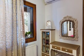 Dream Lux Flat with Great Outdoor Pool & Parking