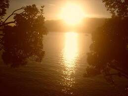 Francis Hotel Pousada