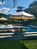 Francis Hotel Pousada