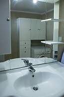 Family Vacation home with Views in Heart of Mani