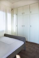 Family Vacation home with Views in Heart of Mani