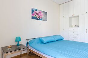 Flat & Roof Garden-Heart of Historic Athens