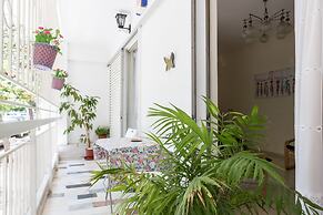 Flat & Roof Garden-Heart of Historic Athens