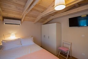 Gorgeous Villa with Garden - Stavros Beach