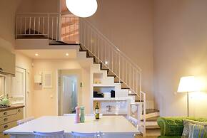 Gorgeous Villa with Garden - Stavros Beach