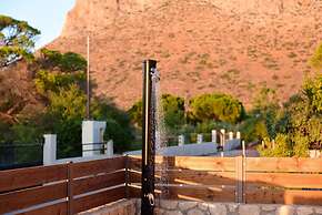 Gorgeous Villa with Garden - Stavros Beach