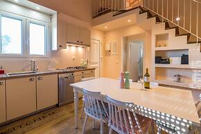 Gorgeous Villa with Garden - Stavros Beach