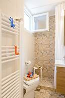 Grandma's Chic & Bright Athenian Home with a Patio