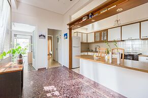 Happy Stay in Elegant & Bright Flat near Metro