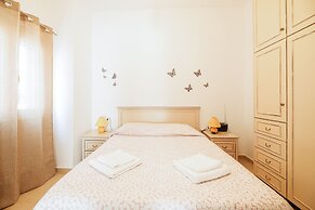 Ifigeneia Apartments Cozy Equipped Summer Home