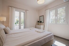 Large Private Villa Splendid Terraces & Views