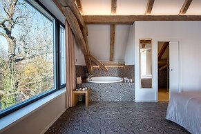 Yard Resort