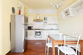 Gavinana Apartment by Mmega