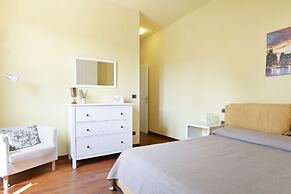 Gavinana Apartment by Mmega