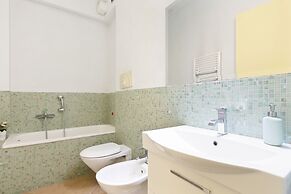 Gavinana Apartment by Mmega