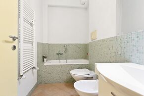 Gavinana Apartment by Mmega