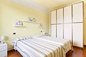 Gavinana Apartment by Mmega