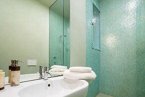 Uffizi Prestige by Mmega