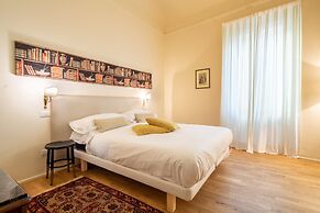 Uffizi Prestige by Mmega