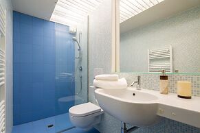 Uffizi Prestige by Mmega