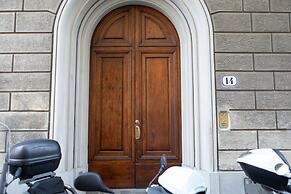 Uffizi Prestige by Mmega