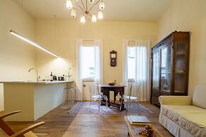 Uffizi Prestige by Mmega