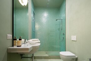 Uffizi Prestige by Mmega