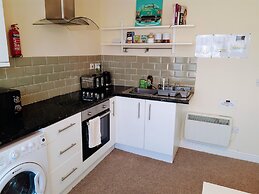 The Hazel Oak Apartment