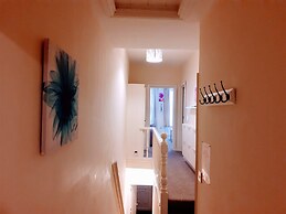 The Hazel Oak Apartment