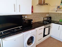 The Hazel Oak Apartment