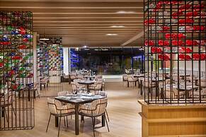 Serenade Punta Cana Beach & Spa Resort - All Inclusive