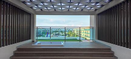 Serenade Punta Cana Beach & Spa Resort - All Inclusive