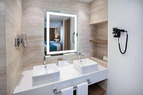 Serenade Punta Cana Beach & Spa Resort - All Inclusive