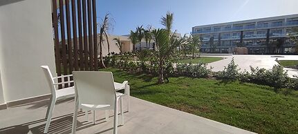 Serenade Punta Cana Beach & Spa Resort - All Inclusive