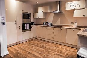 Infinity Apartments Victoria Street