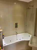 Infinity Apartments Victoria Street