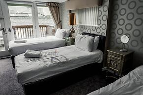 Infinity Apartments Victoria Street