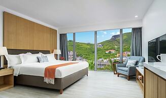 Koi Resort Saint Kitts, Curio Collection by Hilton