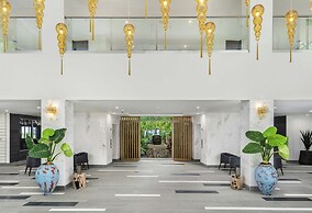 Koi Resort Saint Kitts, Curio Collection by Hilton