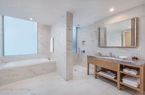 Koi Resort Saint Kitts, Curio Collection by Hilton