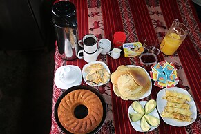 Llactapata Lodge Overlooking MachuPicchu
